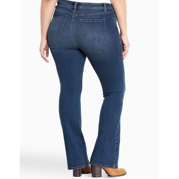 EUC TORRID PLUS Size 20R 20 Luxe Slim Boot Jean Medium Wash denim - Picture 5 of 12